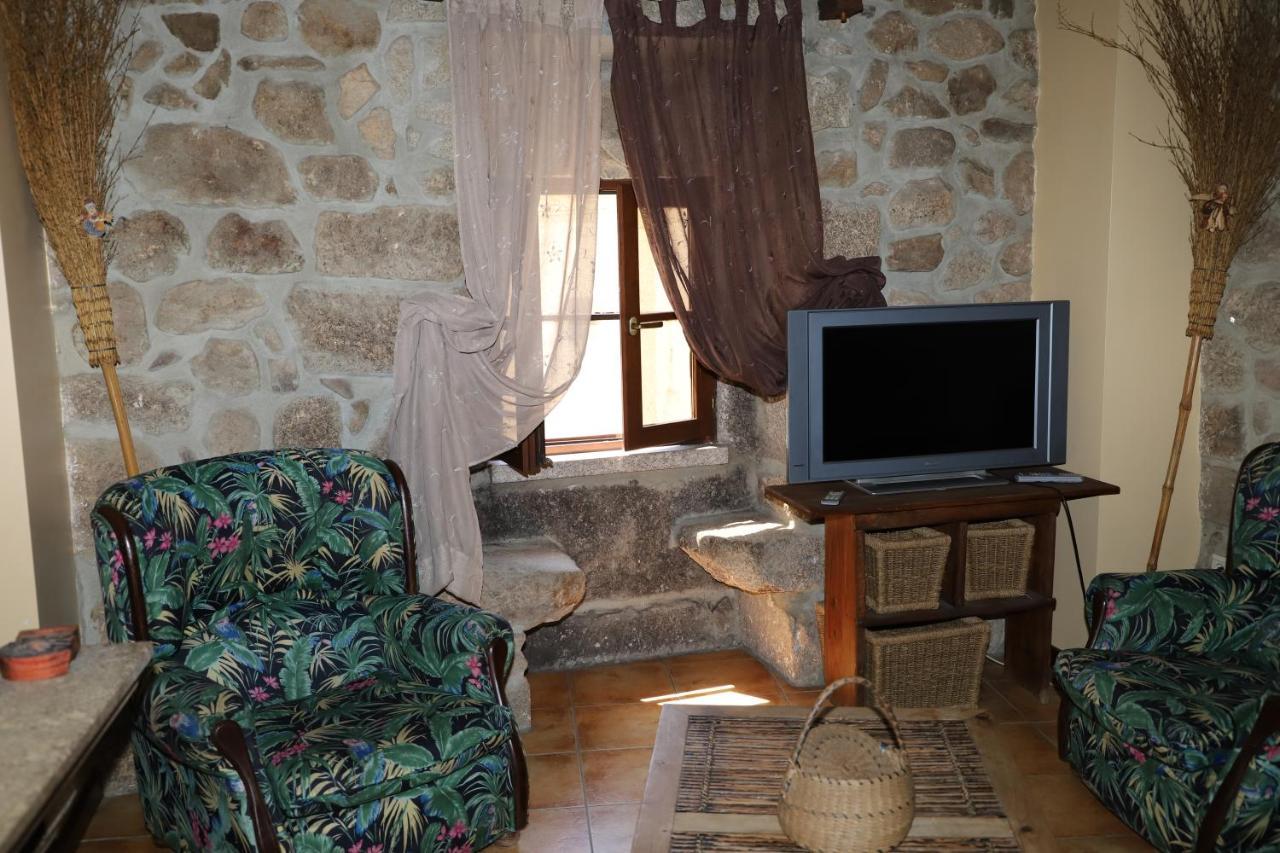 Melo Casa Na Serra Da Estrela מראה חיצוני תמונה